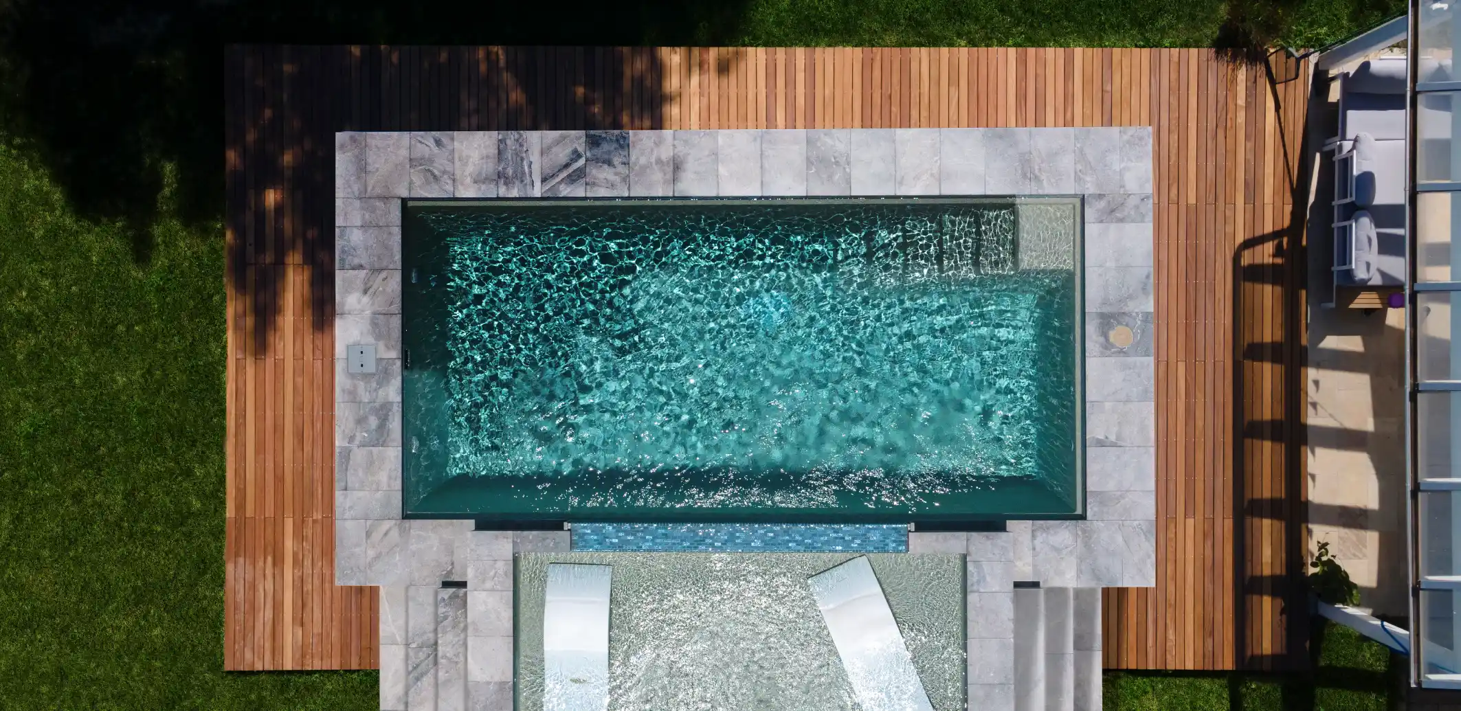 Key Features of The Chic backyard swimming pool