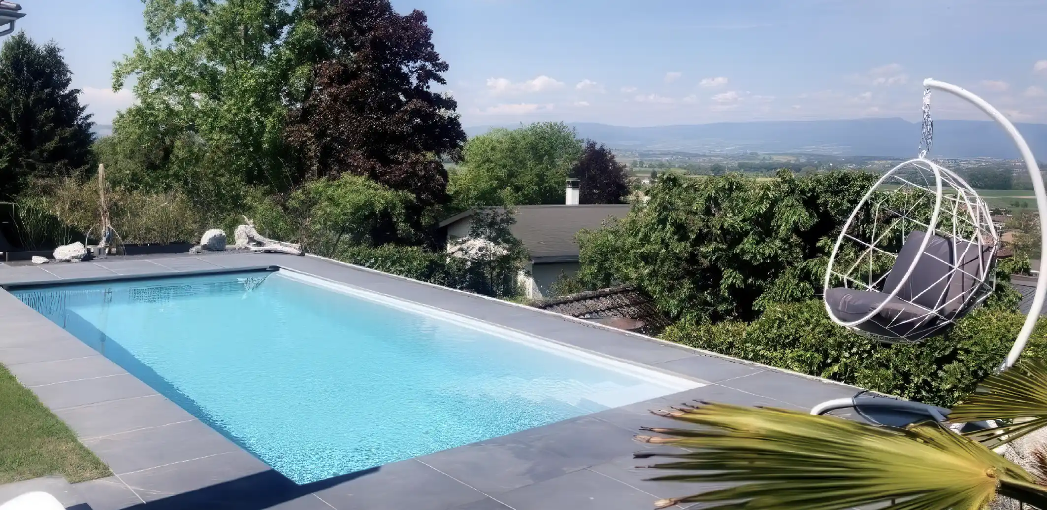 Key Features of The Chic backyard swimming pool