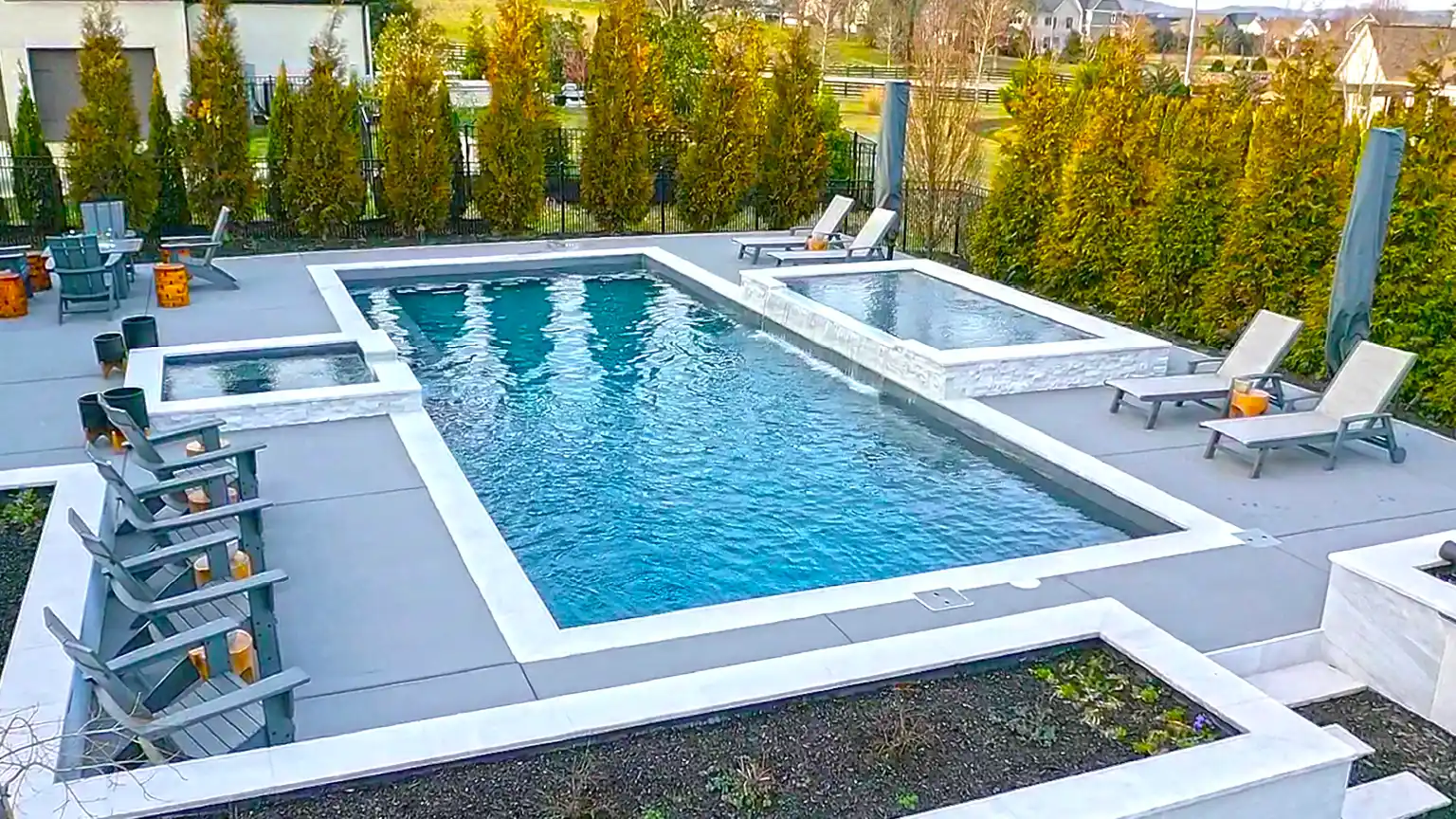 Aviva Pools Nashville South: Expert Pool builders