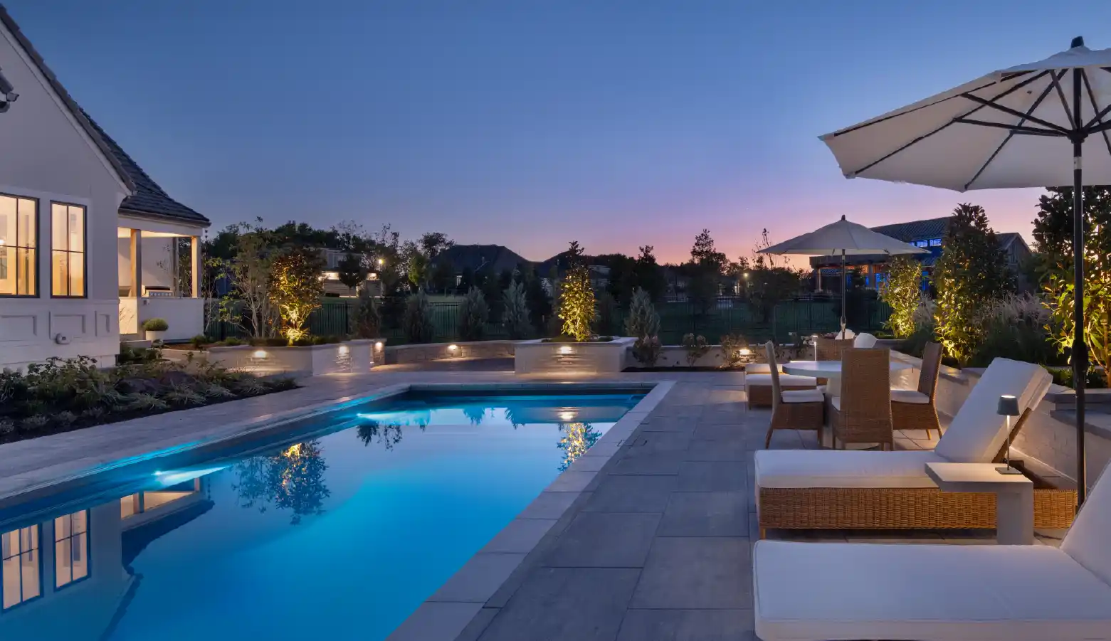 outdoor entertaining done right: the do’s and don’ts