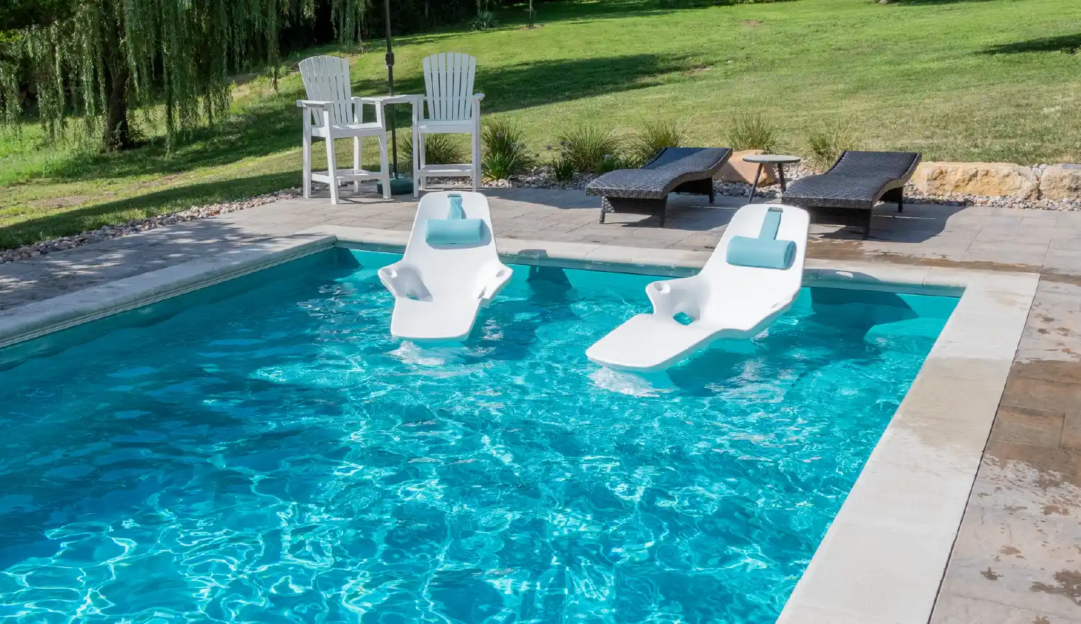 Designing a Swimming Pool for Fitness: Features That Support Your Active Lifestyle