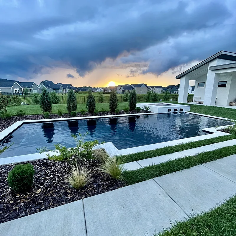 Aviva fiberglass pool and spa installation in Nashville