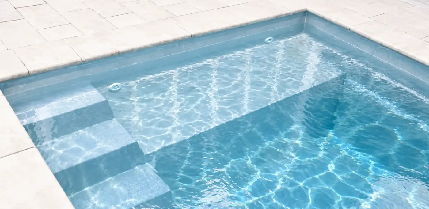 Aurora swimming pool entry steps